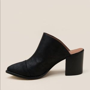 Report Tisha block mule